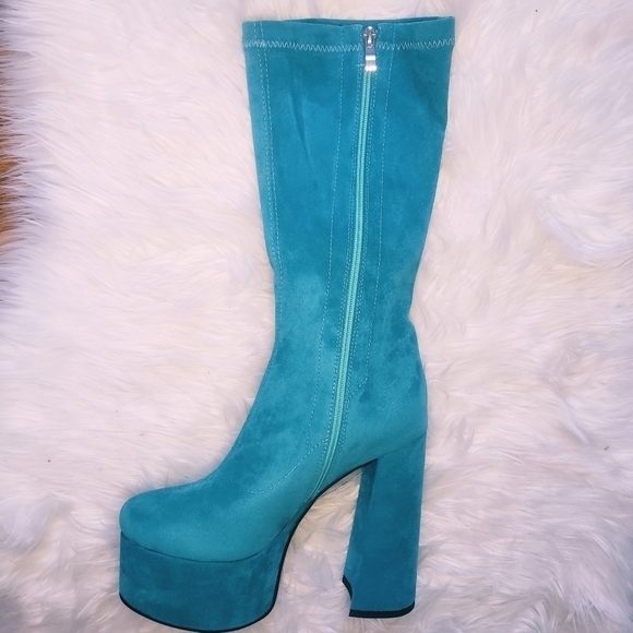 BLUE SUEDE PLATFORM BOOTS - Picture 13 of 13